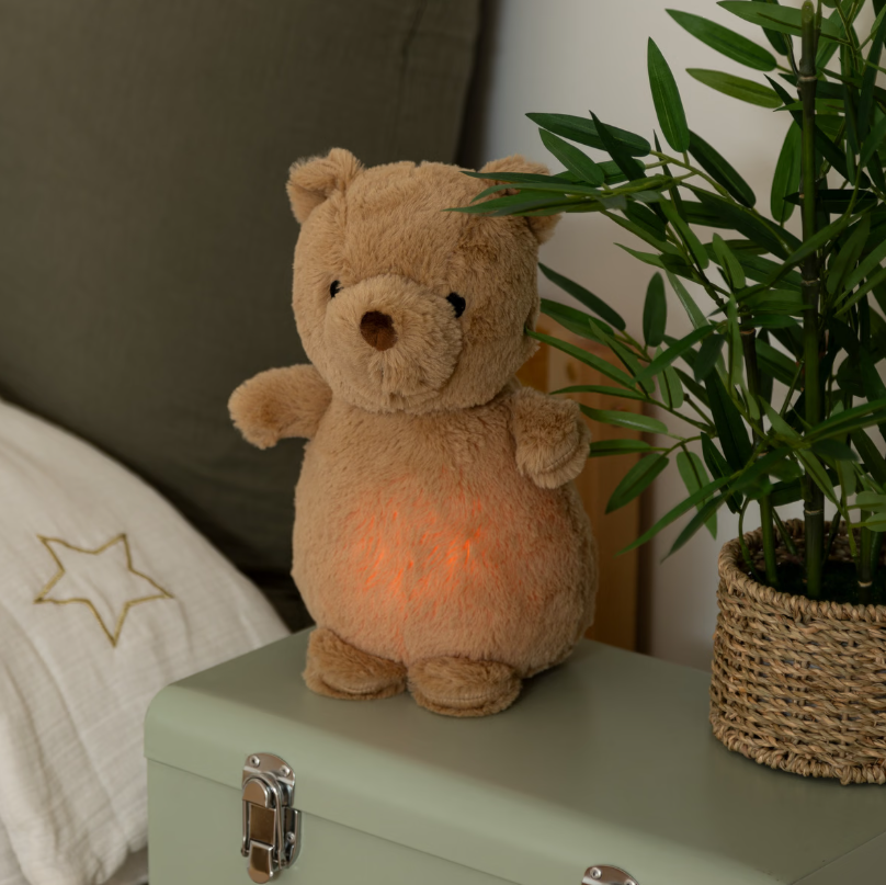 Lampă de noapte pentru copii din pluș cu baterii Atmosphera Bear, 16x27 cm, Lumină și sunet