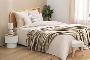 Ollis plain throw 240 x 260 cm linen beige flannel