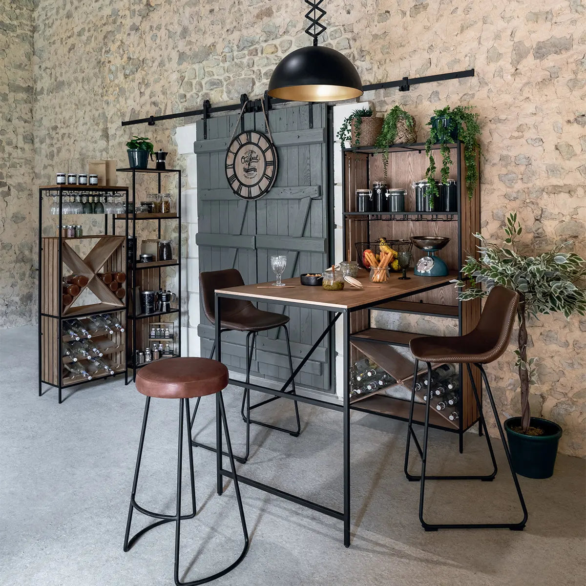 Masă de bar Bakos, Neagră, cu atmosferă de bar